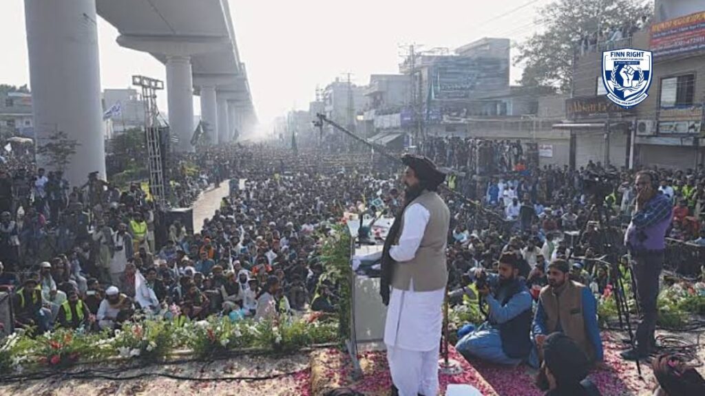 Police and protesters clash during TLP crackdown in Lahore–Muridke corridor, highlighting human rights concerns in Pakistan